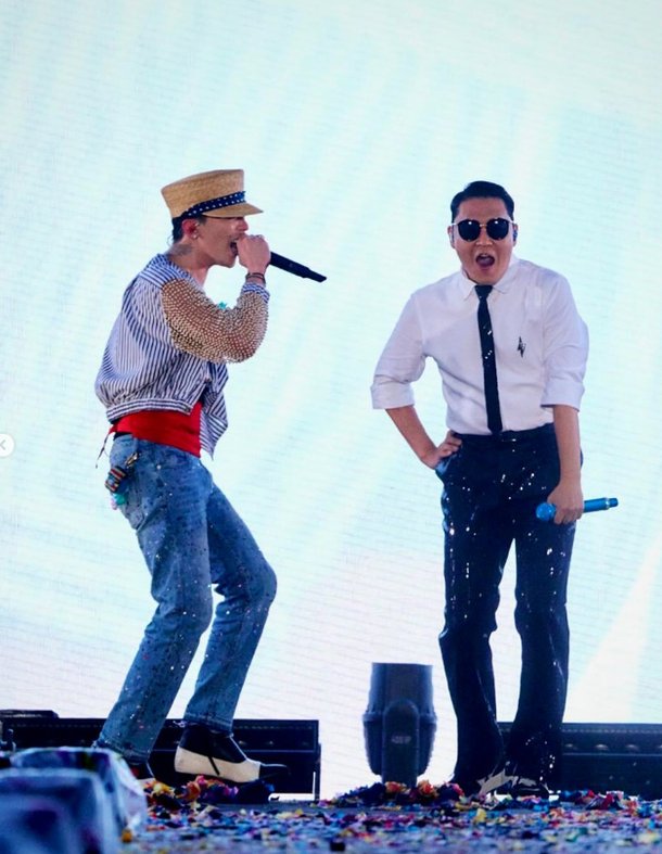 "이번 여름엔 젖어 yo"…지드래곤, 싸이 '흠뻑쇼'서 폭발적 시너지 | 아이돌24시 : 네이트 연예