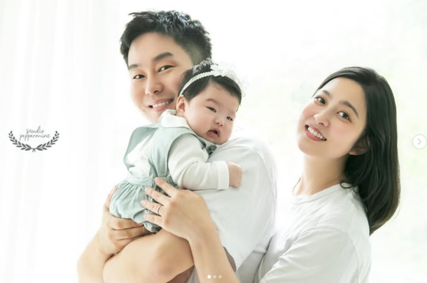 박세영 곽정욱 딸 나엘 첫 가족 기념 사진