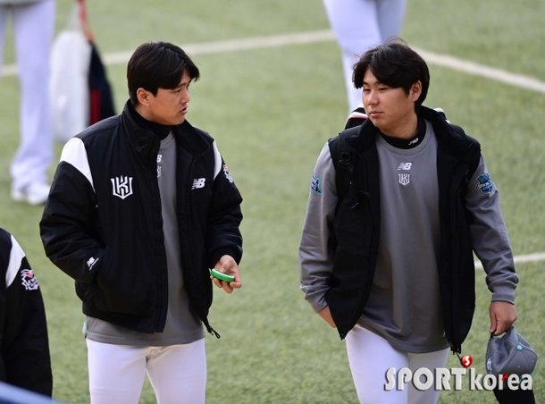 주권-문용익, 나란히 걸으며 : 네이트 스포츠