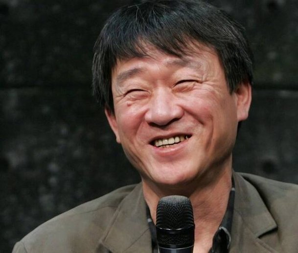 [나의 인생곡(176)] 김민기 '아침이슬', 추상적 가사 속 '강렬한 끌림' : 네이트 연예