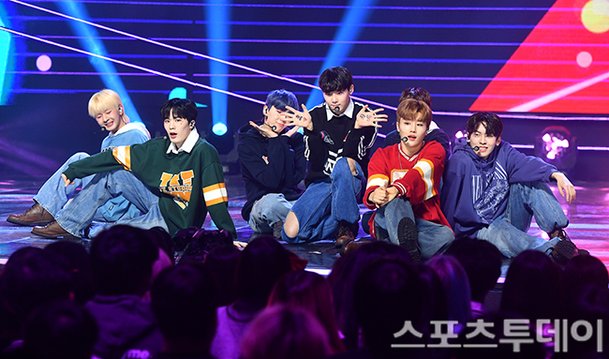 [ST포토] 하루, '팬들을 위한 무대' : 네이트 연예
