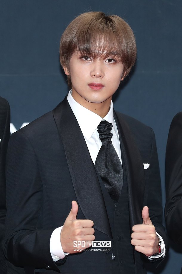 [포토S] NCT 해찬, 그윽한 눈빛 : 네이트 연예