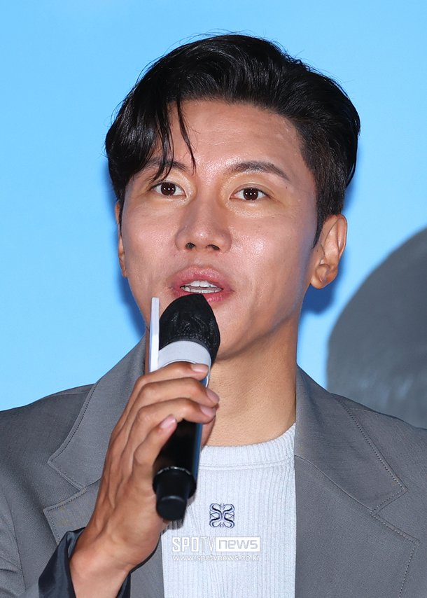 [포토S] 음문석, 강렬한 이목구비 : 네이트 연예