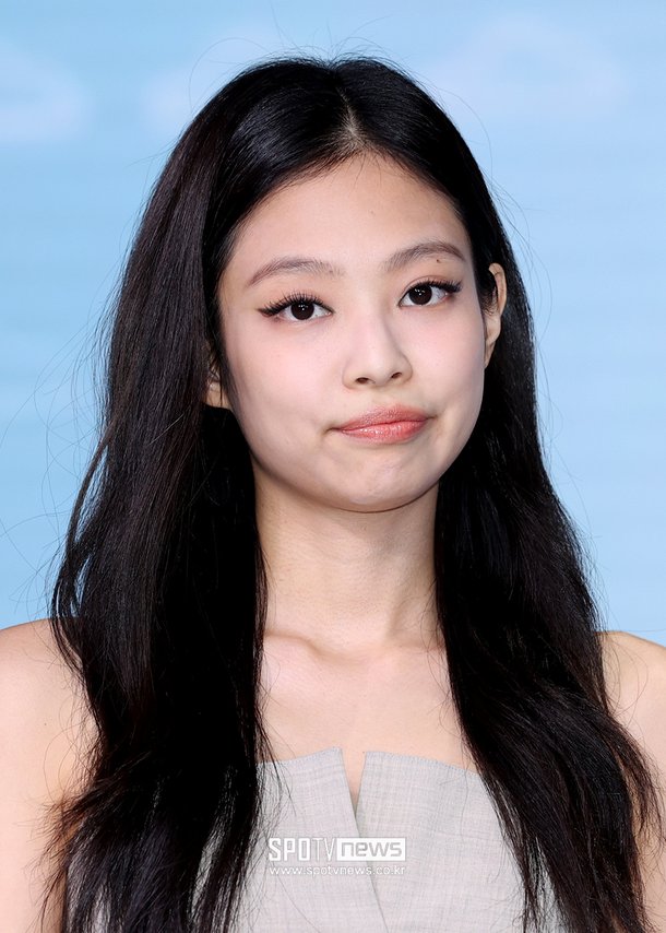 [포토S] 블랙핑크 제니, 귀여운 '젠득이' | 아이돌24시 : 네이트 연예