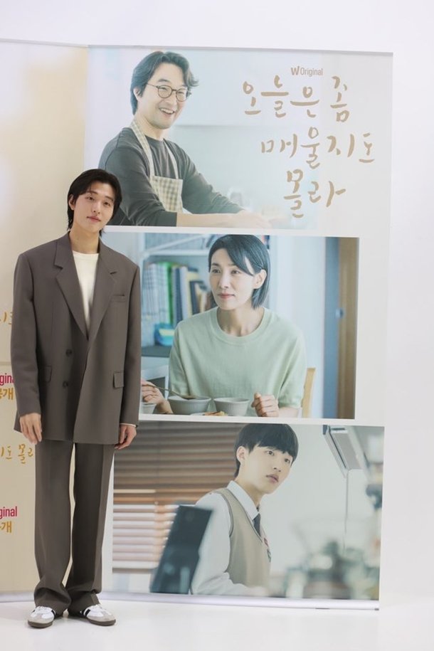 '3인칭복수'·'오늘은 좀 매울지도 몰라' 진호은, 극과 극 연기 스펙트럼 | 네이트 연예