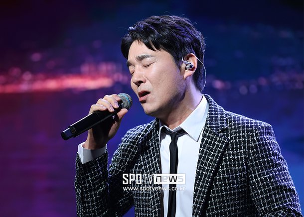 [포토S] 임창정, 완벽한 라이브 무대 : 네이트 연예
