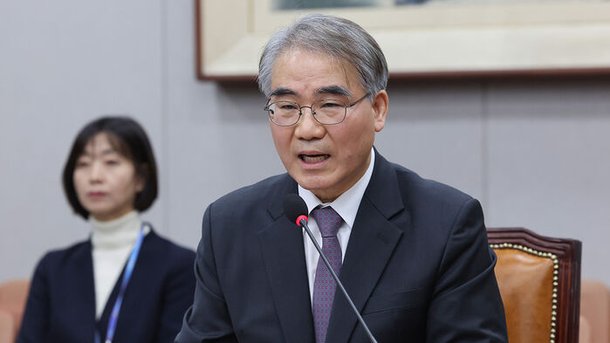 조한창 