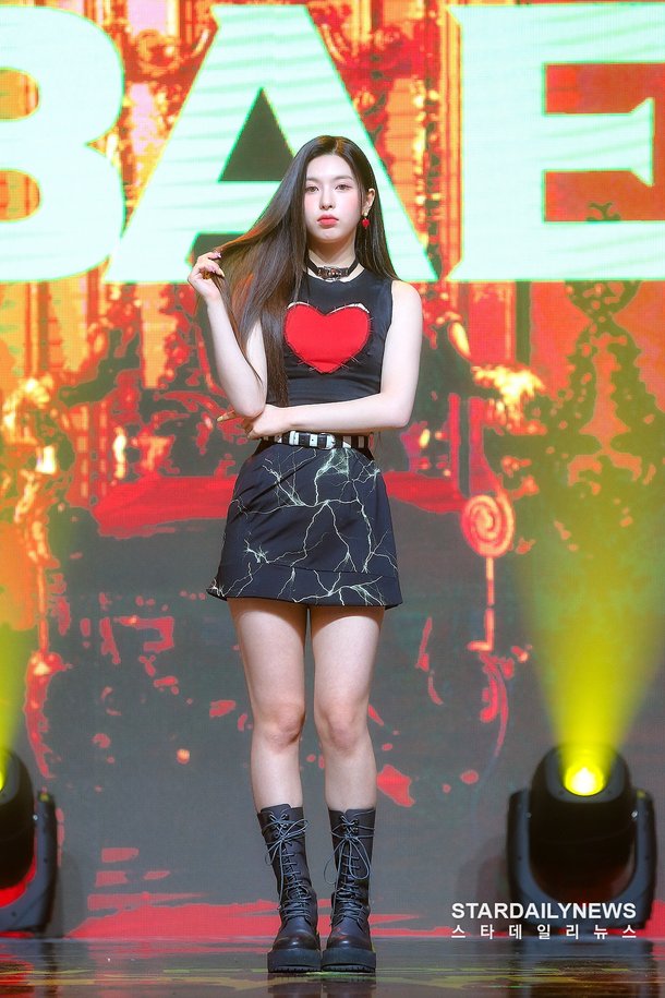 [S포토] 엔믹스(NMIXX) 배이, '청순미가 샤라락~' (쇼케이스) : 네이트 연예