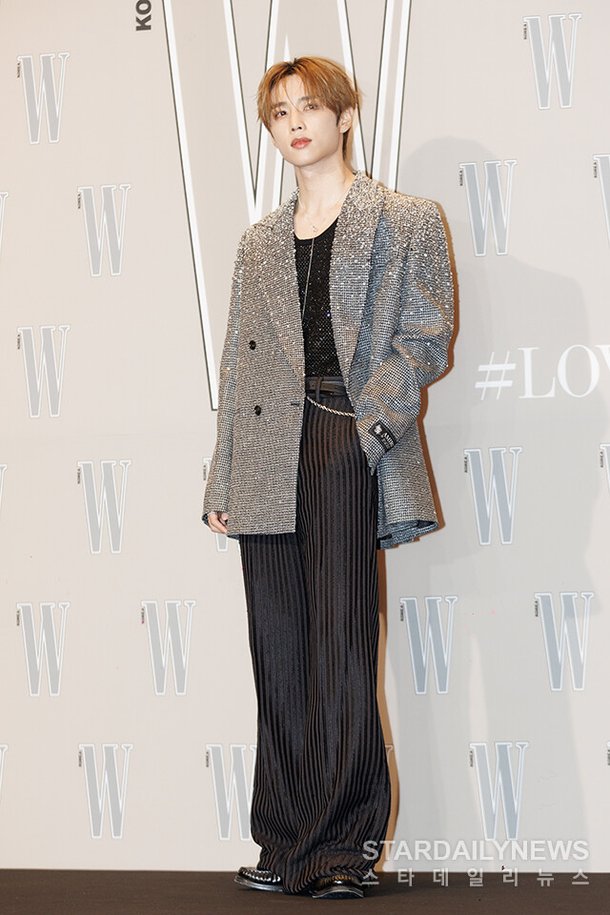 [S포토] 더보이즈 선우, '화보 장인~' (제19회 W Korea 유방암 인식 향상 캠페인) : 네이트 연예