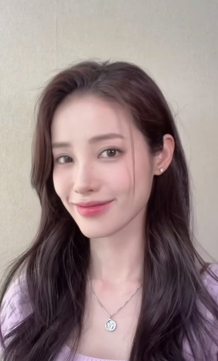 '가슴수술 고백' 유깻잎 근황…♥남친 반할 만한 볼륨감 UP[스타IN★] : 네이트 연예