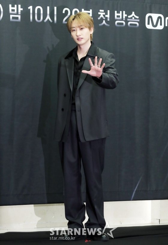 은혁 '파이트저지 신입 인사드려요'[★포토] : 네이트 연예