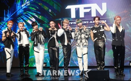 'TFN'으로 돌아왔어요[★포토] : 네이트 뉴스