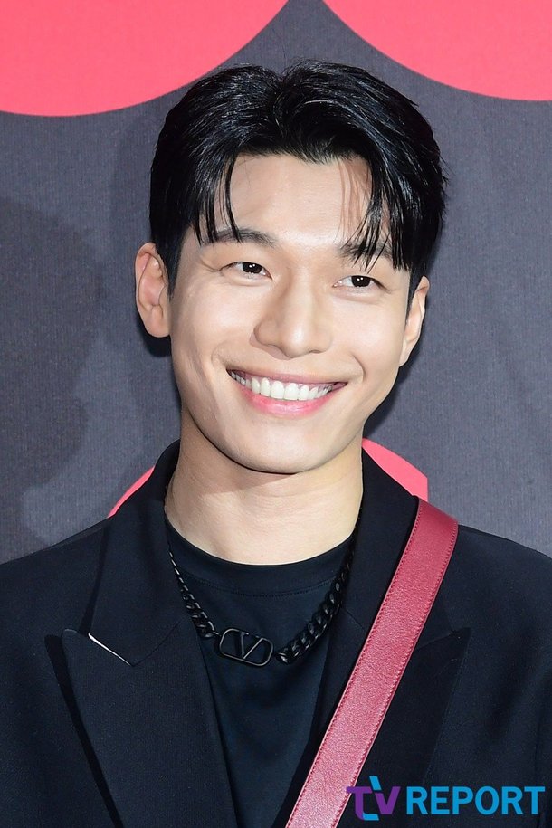 [T포토] 위하준 '시원시원한 미소' : 네이트 연예