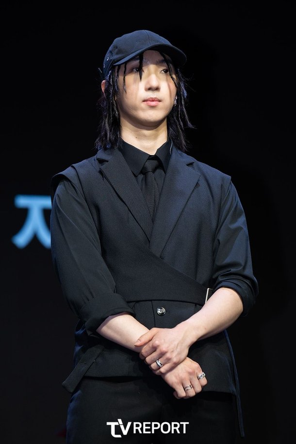 [T포토] 케이브 지상 '유니크한 헤어스타일' : 네이트 연예