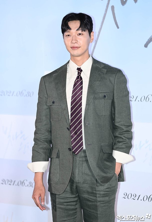 지현우 '부드러운 눈빛'[엑's HD포토] : 네이트 연예