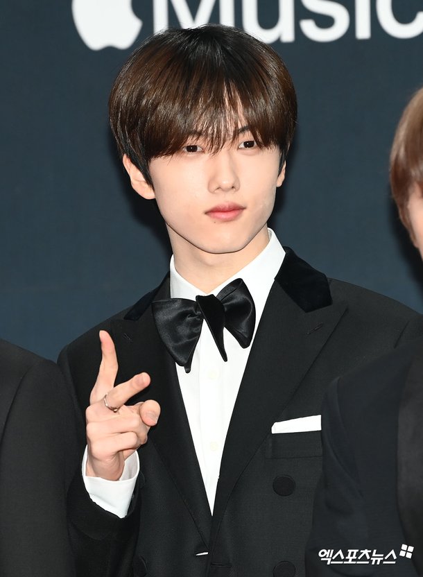 NCT 지성 '눈빛에 집중'[엑's HD포토] : 네이트 연예