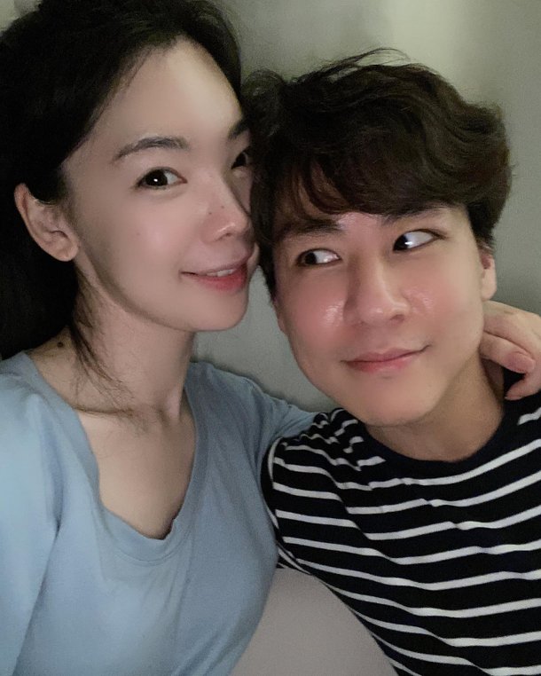 이다은, ♥윤남기와 다정한 일상…사랑스러운 남다커플의 꽁냥 : 네이트 연예