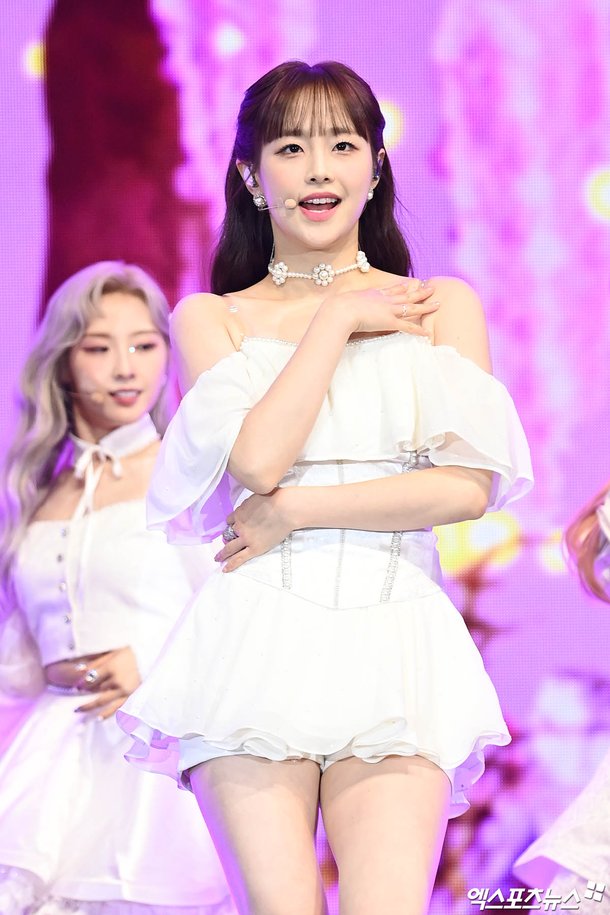 이달의 소녀 츄 '눈 속에 별이 들었어'[엑's HD포토] : 네이트 연예