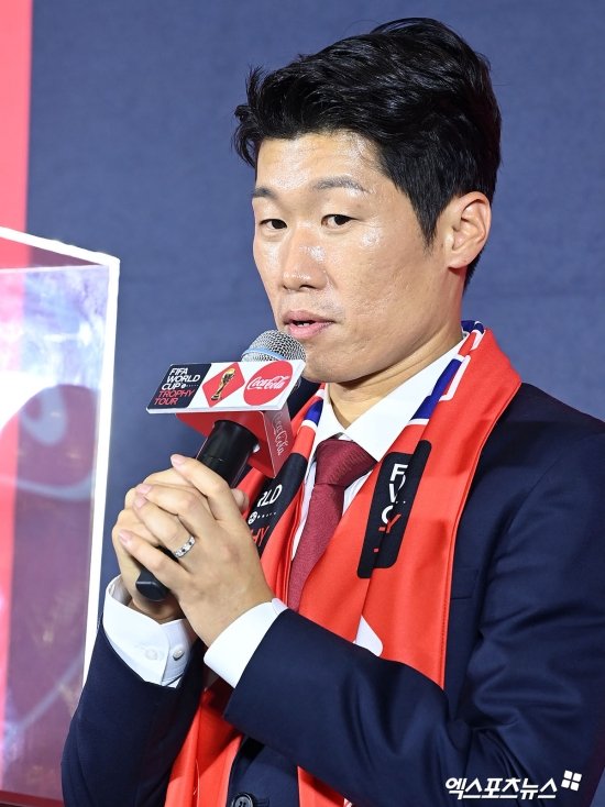 &amp;quot;손흥민, 3골로 날 뛰어 넘길&amp;quot; &amp;#39;최다득점자&amp;#39; 박지성의 바람 [WC 트로피투어] : 네이트 스포츠