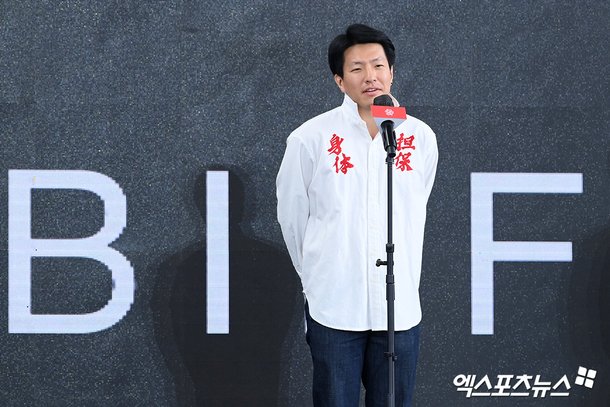 전우성 감독 '직접 제작, 재킷에 주목해주세요!'[엑's HD포토] : 네이트 연예