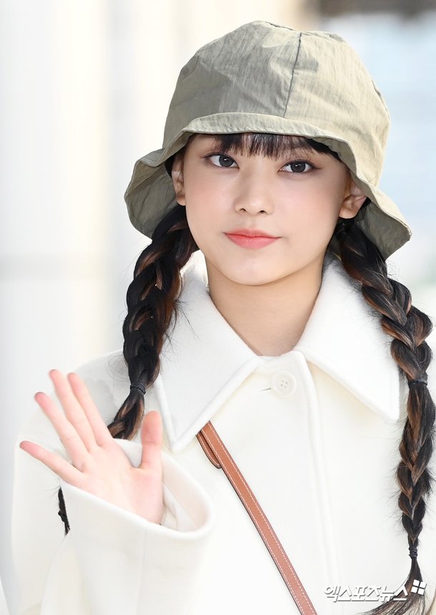 뉴진스 해린 '귀염 뽀짝, 머리부터 발끝까지 러블리 뿜뿜'[엑's HD화보] | 네이트 연예