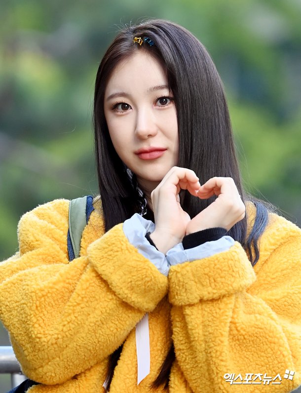 이채연 '눈부신 하트 요정'[엑's HD포토] | 네이트 연예