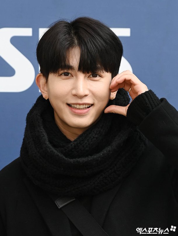 '라디오에서 만나요' 유키스 훈-기섭, 반가운 출근길 인사[엑's HD화보] : 네이트 연예
