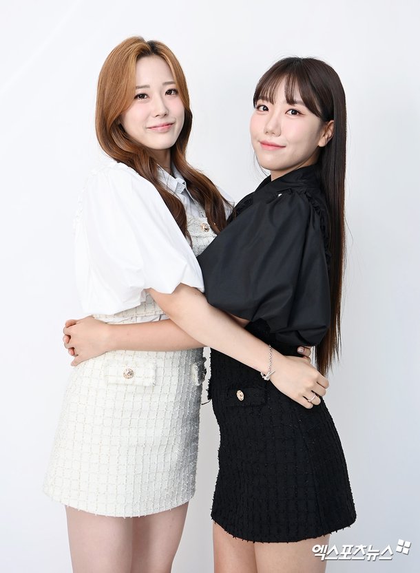 두자매 