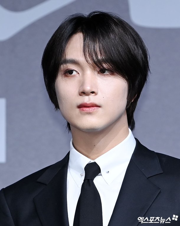 해찬 '눈빛이 촉촉'[엑's HD포토] : 네이트 연예