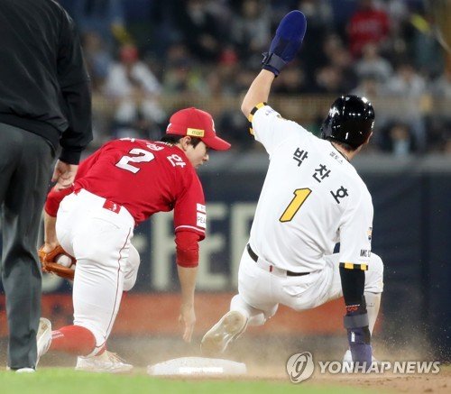 도루하는 박찬호 : 네이트 스포츠