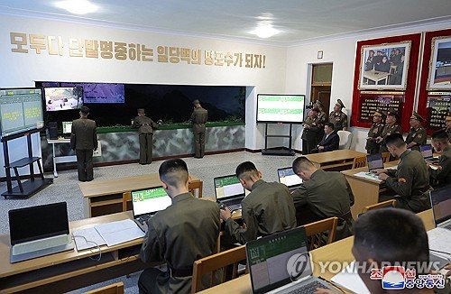 김정은, 오진우명칭 포병종합군관학교 시찰 : 네이트 뉴스