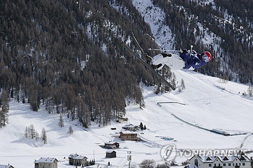 경기 펼치는 정대윤