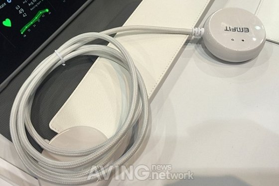 [CES 2015 Unveiled] EMFIT, 수면 분석 기기 'EMFIT QS' 공개 : 네이트 뉴스