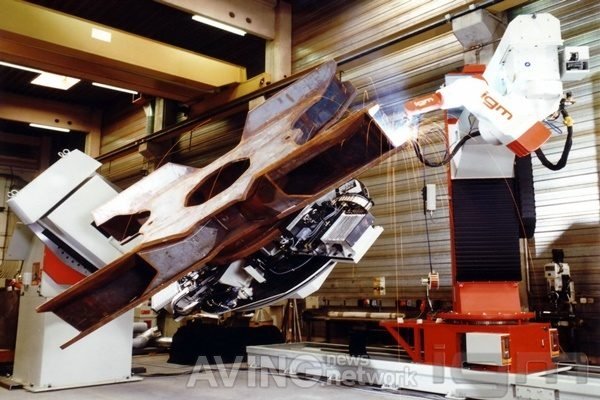 [미리보는 WELDING KOREA 2018] 아이지엠서비스코리아, '모듈 방식 용접 로봇 시리즈 RTE 400'을 비롯해 ...