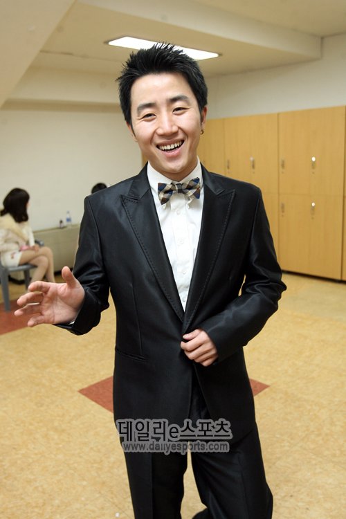 홍진호, 스타무한도전서 깨알같은 웃음 선사 : 네이트 뉴스