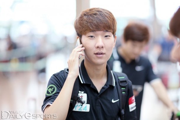 [포토] kt &amp;#39;짝지&amp;#39; 정지훈 &amp;quot;다녀오겠습니다&amp;quot; : 네이트 스포츠