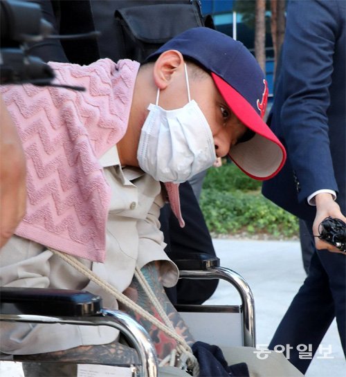 딸 수술비 도와달라더니…스포츠카 몰고 高價 애견 분양 : 네이트 뉴스