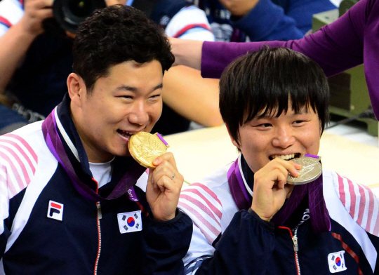 [런던2012]최영래, 진종오의 실패를 거울 삼아야 : 네이트 스포츠