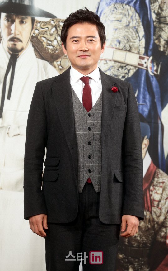 임충 작가 타계…임호 슬픔 속 빈소 지켜 : 네이트 연예