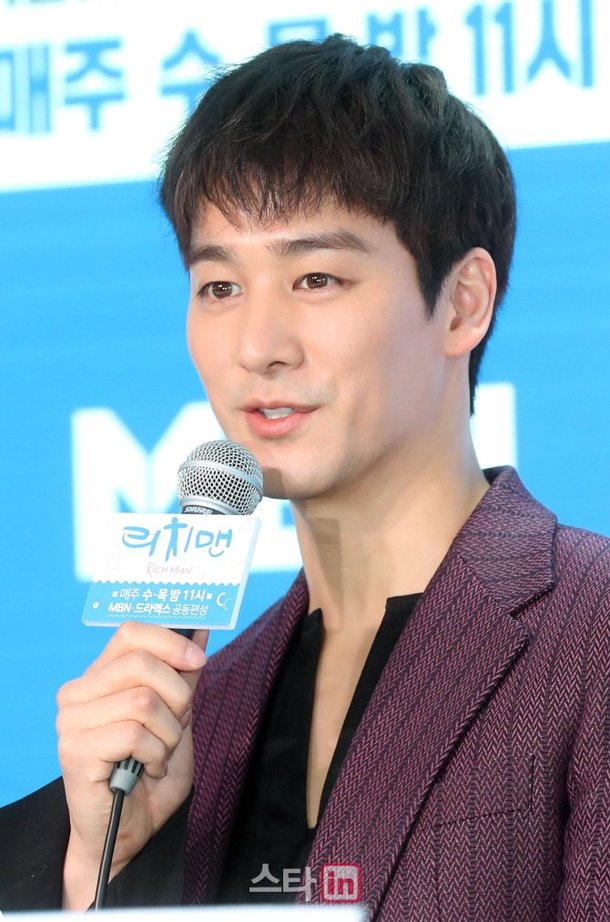 [포토]인사말하는 오창석 : 네이트 연예