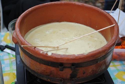 바냐 카우다란, 채식 요리로 고기와는 먹지 않아…퐁듀와 비슷 : 네이트 뉴스