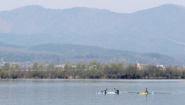 [오늘의 날씨] 바람불고 쌀쌀하다 오후에 비소식 : 네이트 날씨