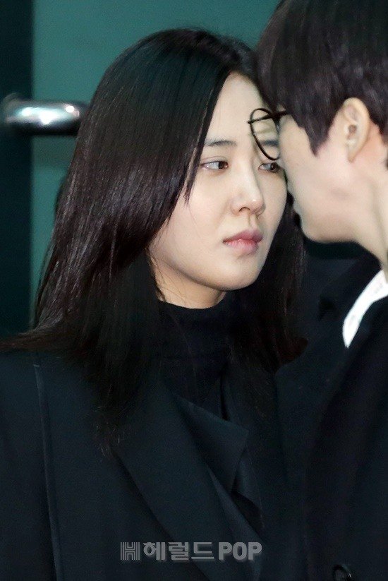 [포토]유리, 故 종현 발인 '눈물도 말라버린…' | 아이돌24시 : 네이트 연예