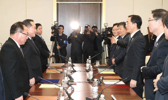 남북 합의로 '일단' 70일간 한반도 평화 분위기 조성 성공 : 네이트 뉴스