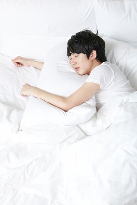 너무 적거나 너무 많이 자면 우울증 증가 : 네이트 뉴스 너무 적거나 너무 많이 자면 우울증 증가 : 네이트 뉴스