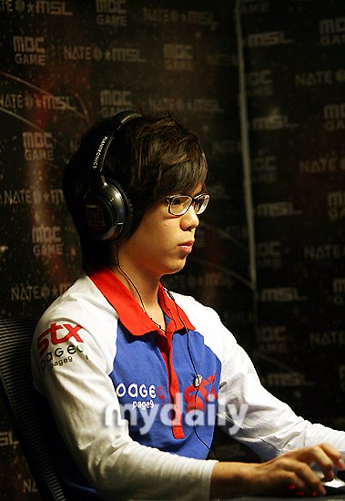 '챔프' STX소울 김윤환, MSL 2패로 32강 탈락 : 네이트 스포츠