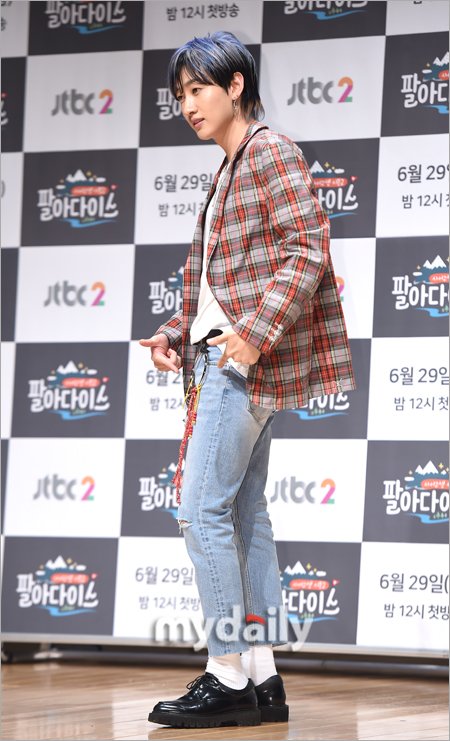 [MD포토] 은혁 '빛나는 헤어, 멋진 패션' : 네이트 연예