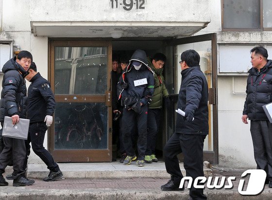 전주시 일가족 살인사건 현장검증 : 네이트 뉴스