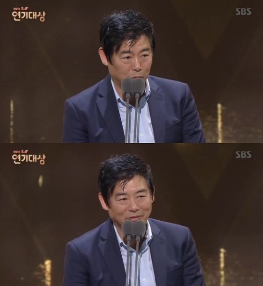 '특별상' 성동일 
