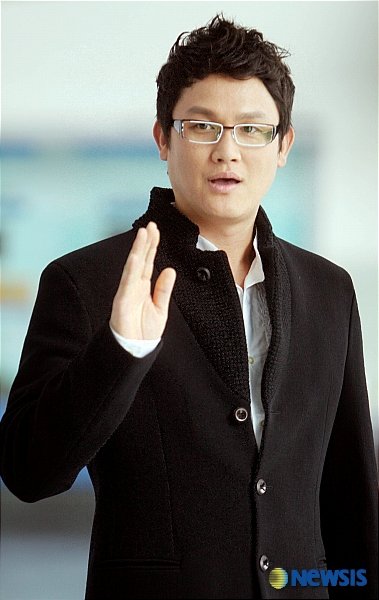 '칼잡이 오수정'의 배우 강성진 : 네이트 연예